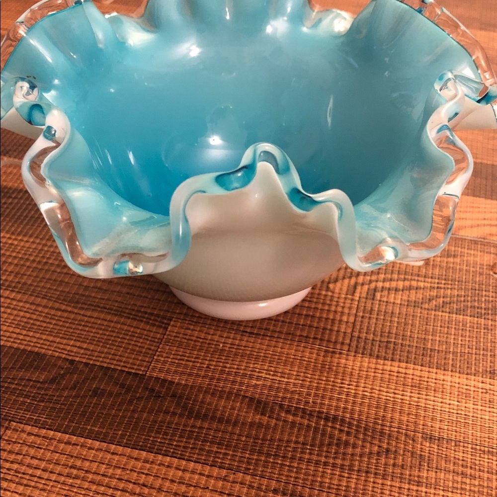 Source Unknown Aqua and White Ruffled Glass Vase